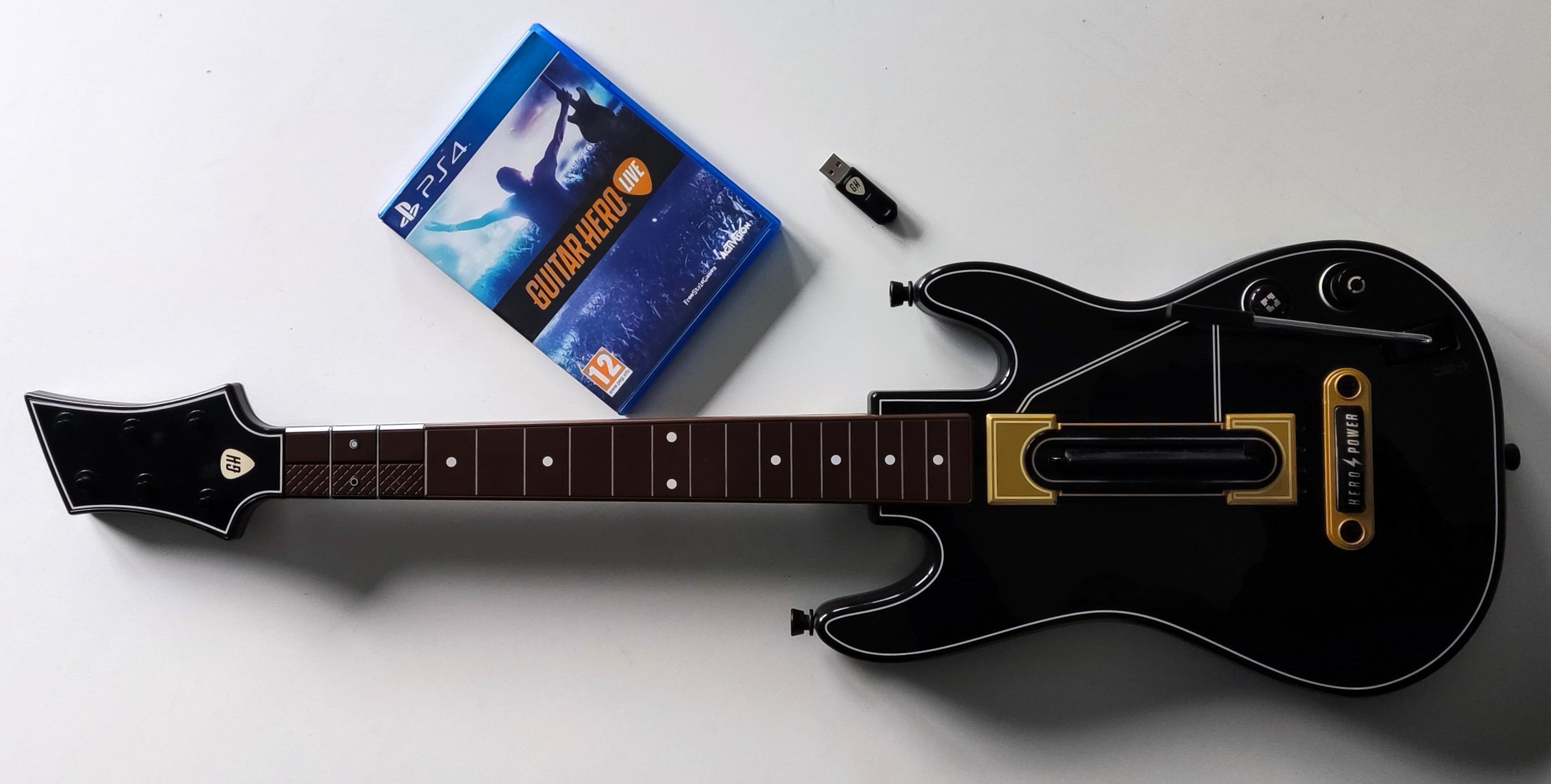 Playstation 4 PS4 Guitar Hero Live Bundel